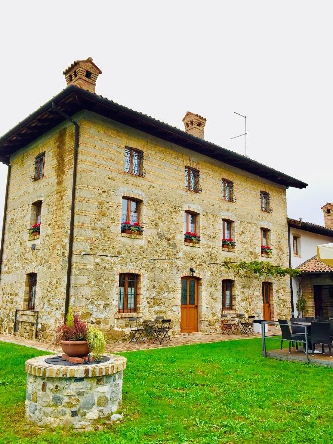 Qui Wolf Udine Hotel Collalto Luaran gambar